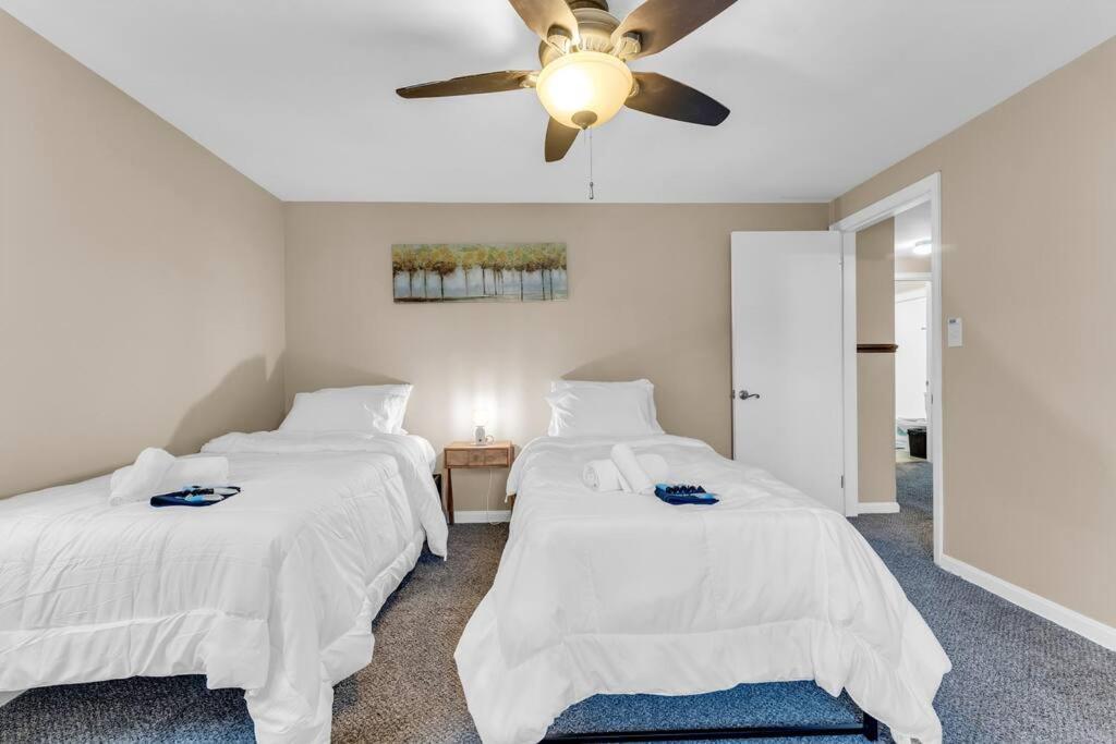 Central Falls Hideaway Cuyahoga Falls Extérieur photo