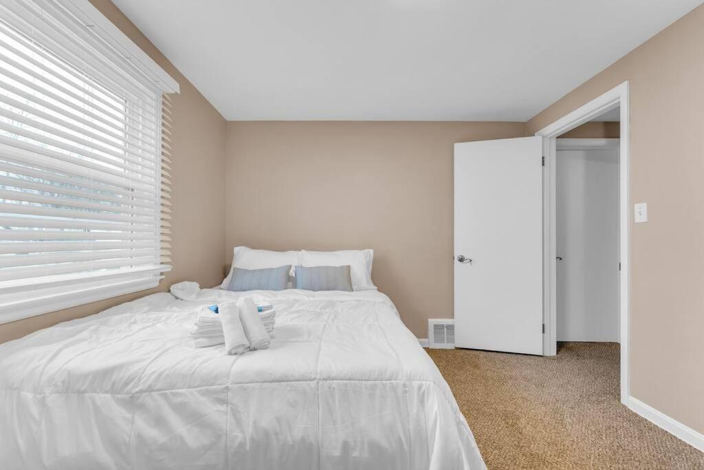 Central Falls Hideaway Cuyahoga Falls Extérieur photo