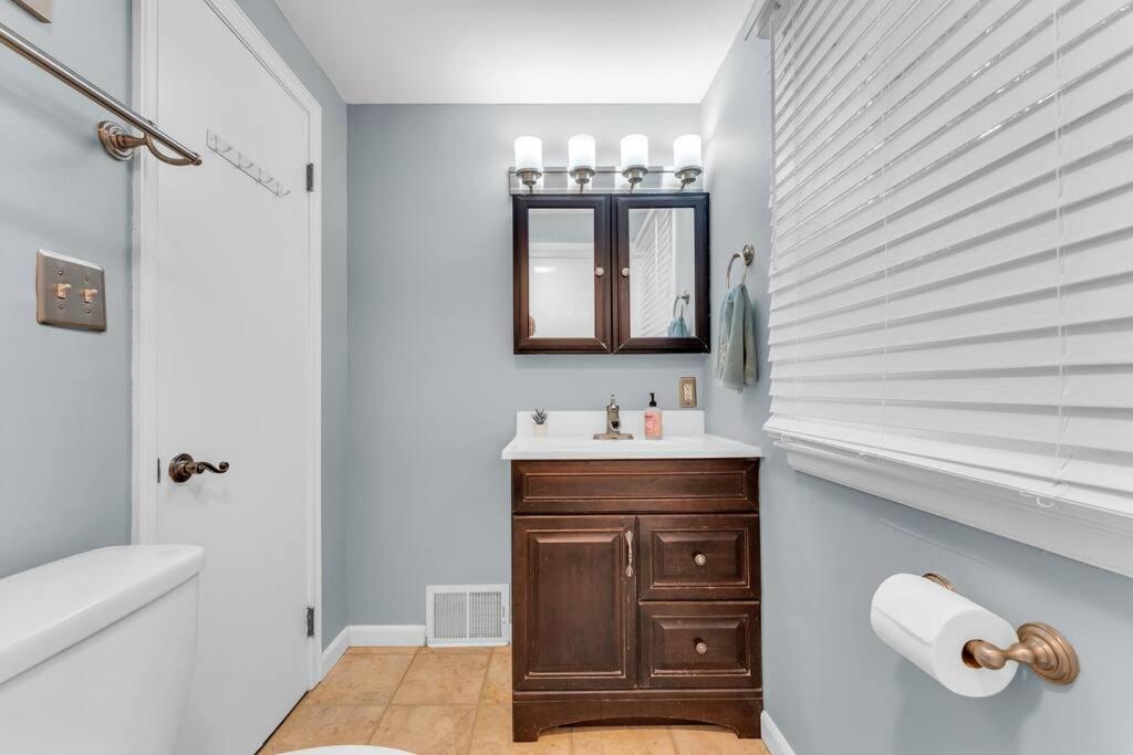 Central Falls Hideaway Cuyahoga Falls Extérieur photo